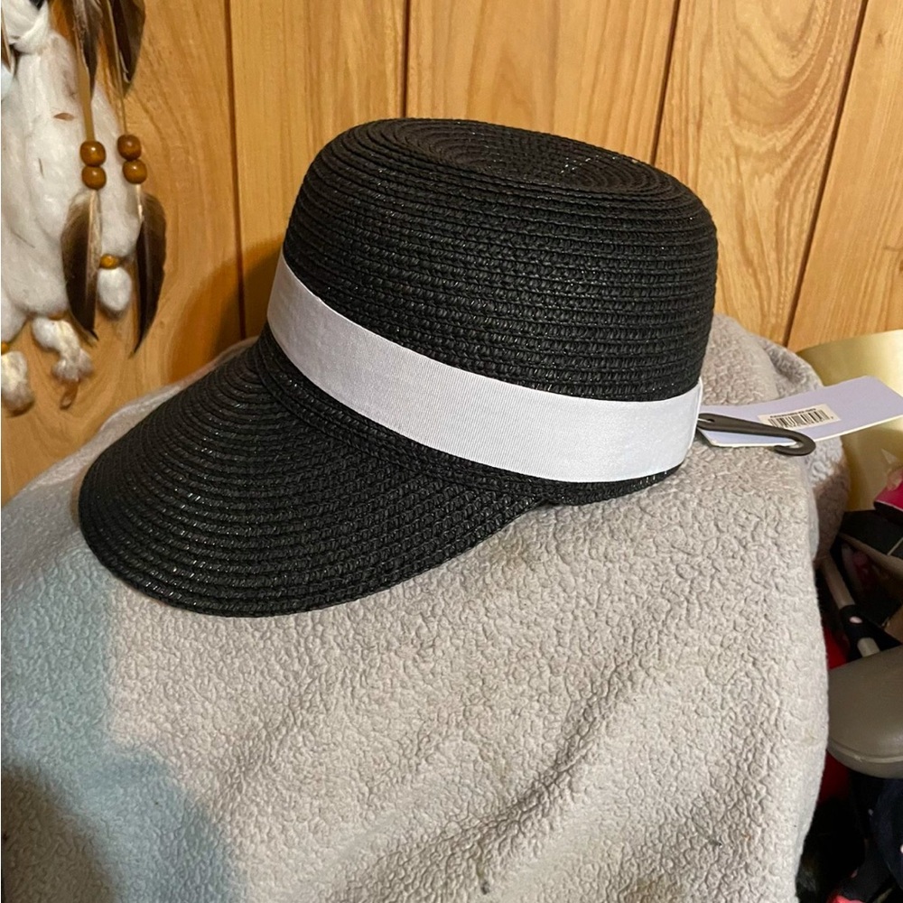 AEROSOLES Black Straw Hat with White Band